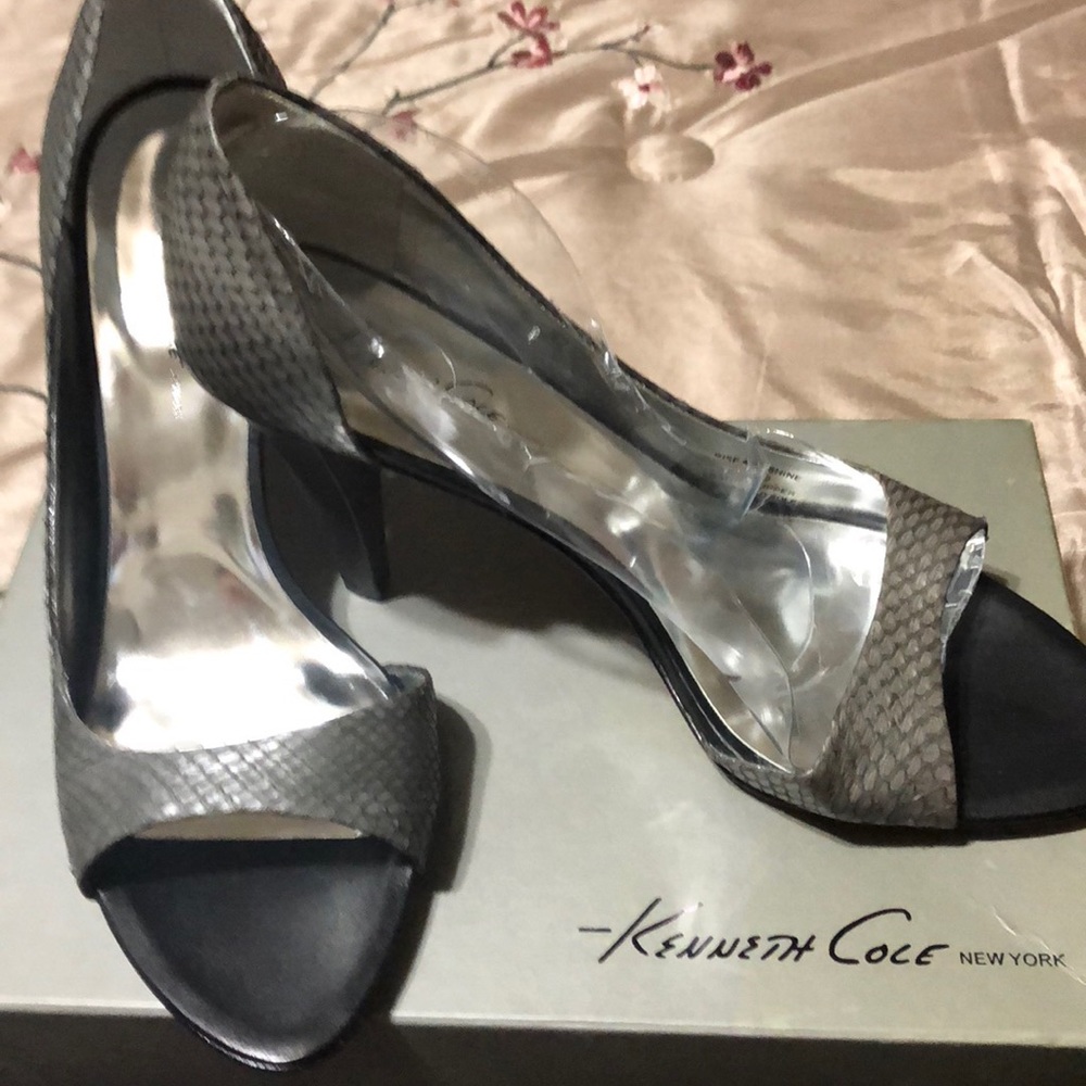 Kenneth Cole Heels